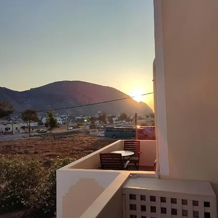 Apartment Marina's Perivolos (Santorini)
